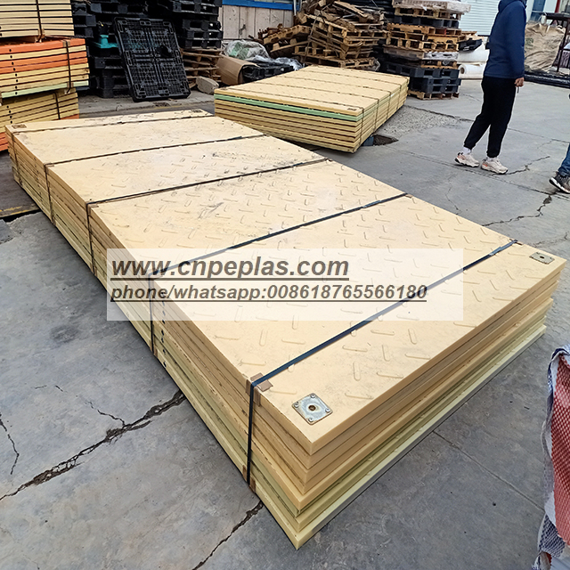 Sand Color 4500x2000 Anti- Slip Oil Drilling Rig Mats Heavy Duty Plastic Engineering Ground Protection Mats